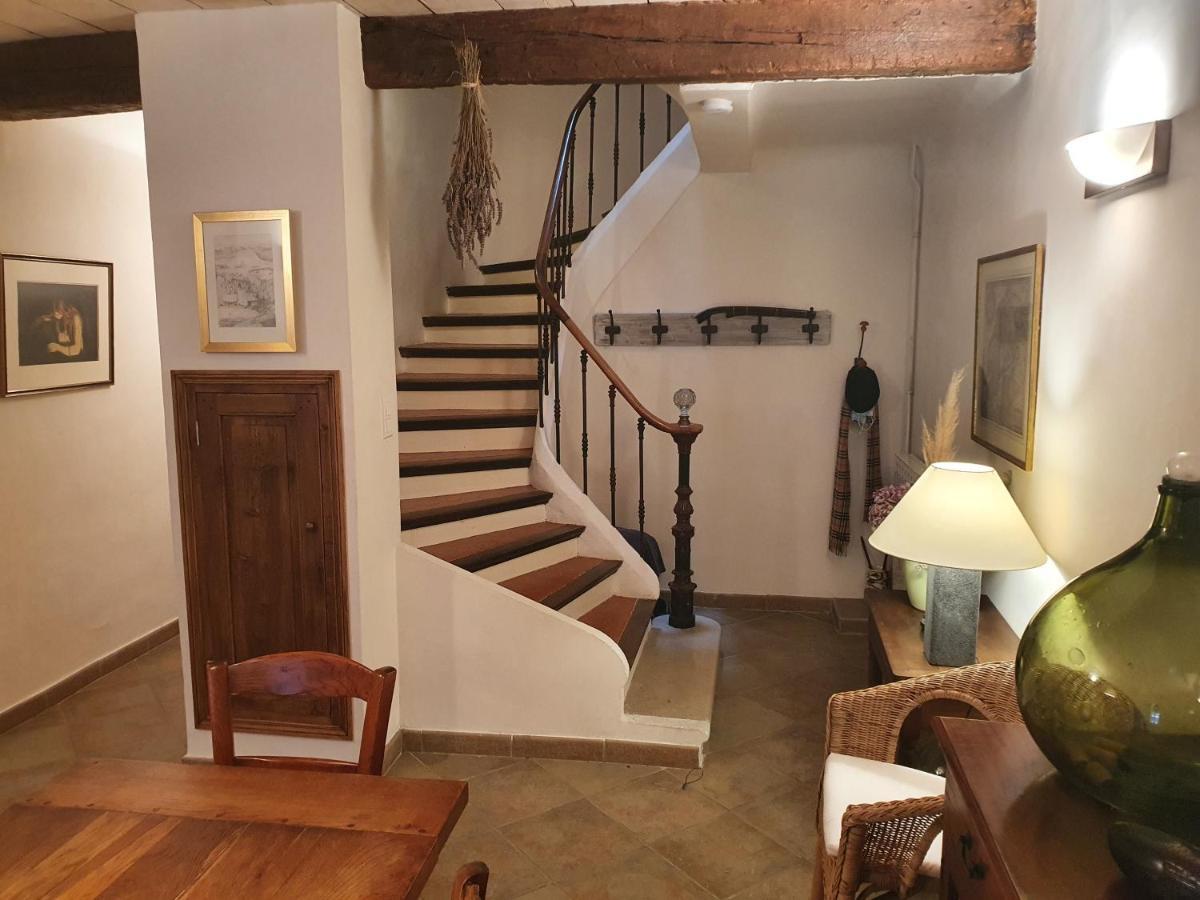 La Maison Provençale La Roquebrussanne Extérieur photo