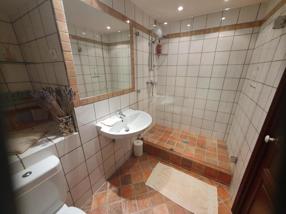 La Maison Provençale La Roquebrussanne Extérieur photo