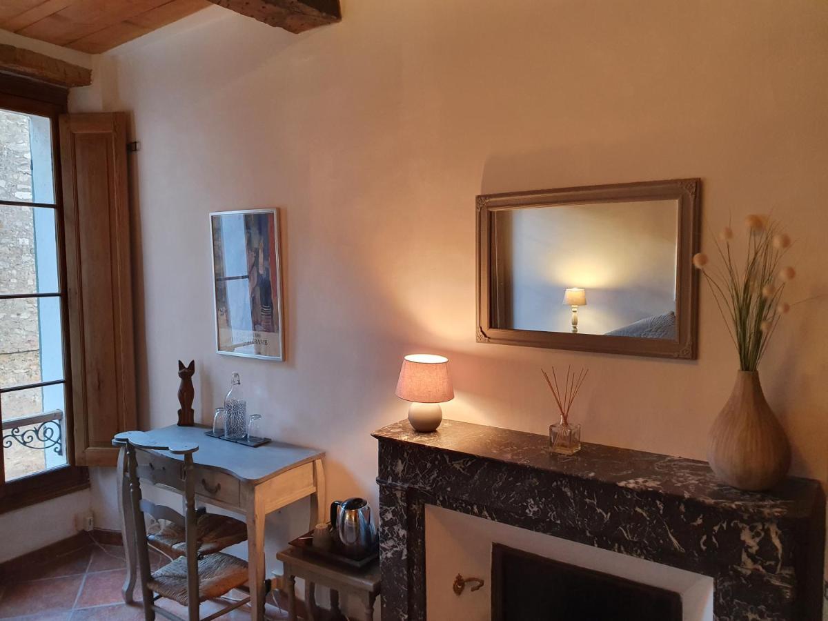 La Maison Provençale La Roquebrussanne Extérieur photo