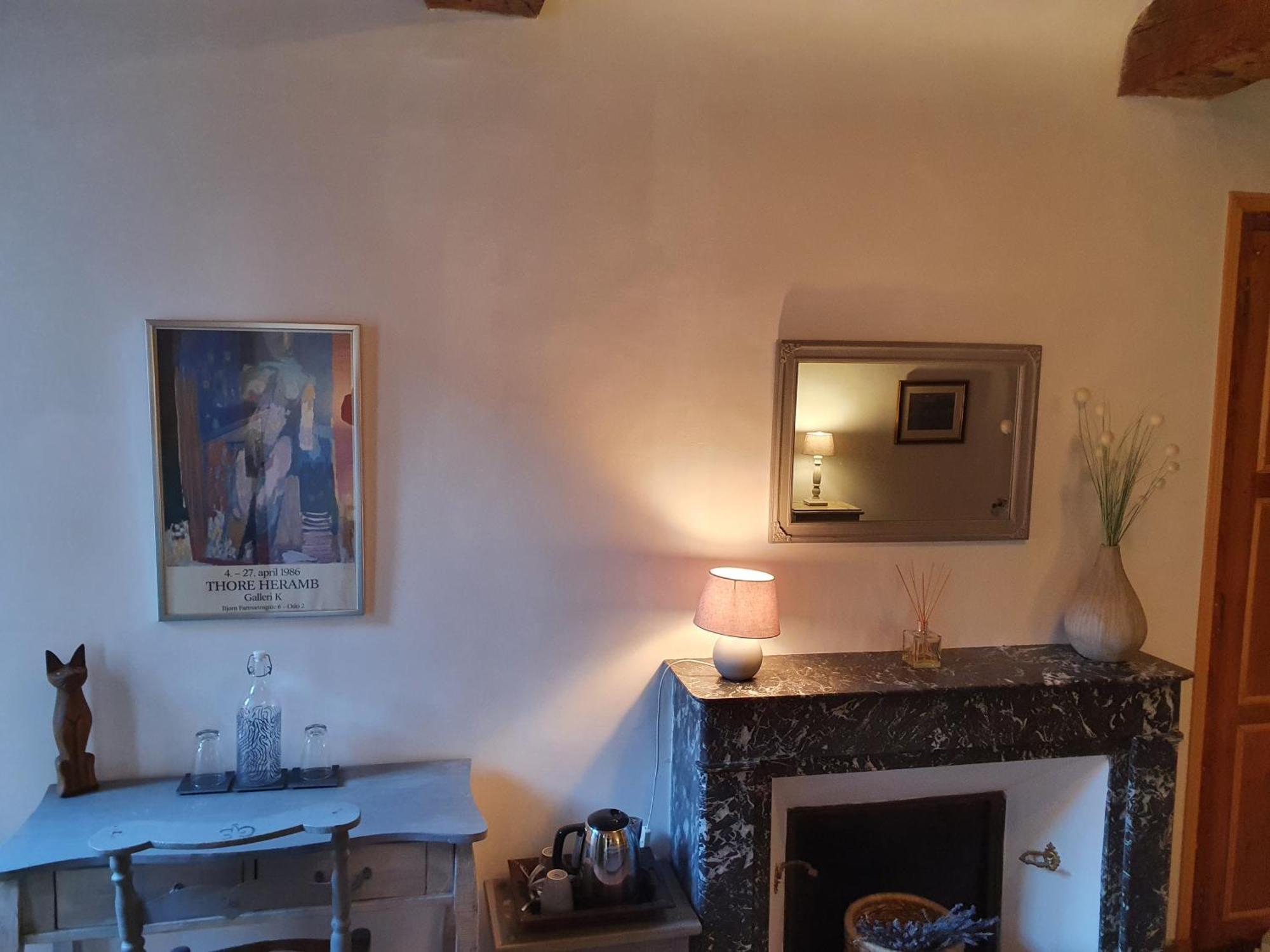 La Maison Provençale La Roquebrussanne Chambre photo